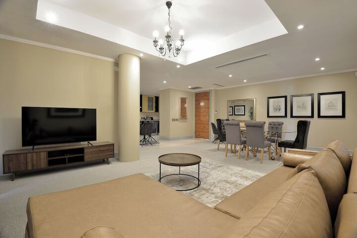 Room 43 of 78