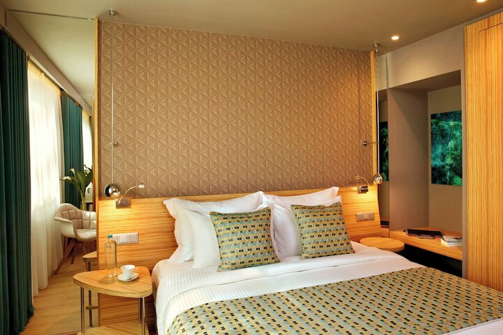 Room 55 of 89
