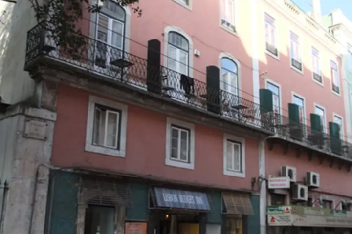 Exterior of Lisbon Budget Inn