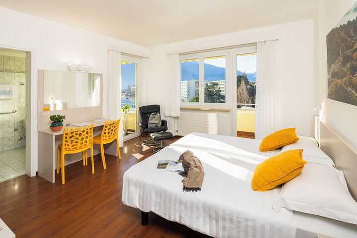 Room 20 of 44