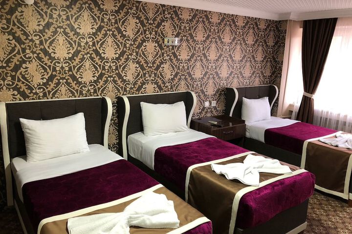 Room 2 of 12