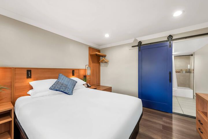 Room 38 of 71