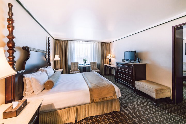 Room 12 of 52