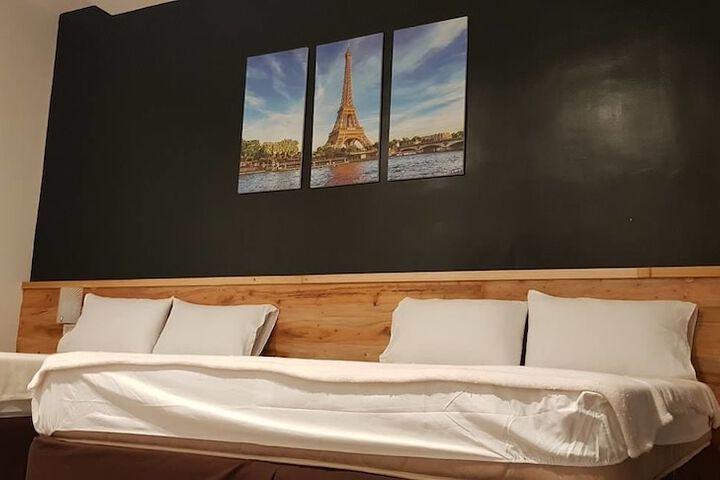 Room 5 of 40