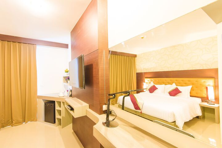Room 5 of 39