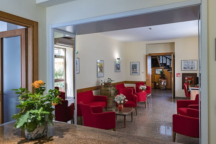 Hotel Interior 4 of 44