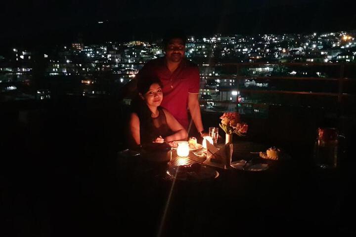 Woodland Hill Stay