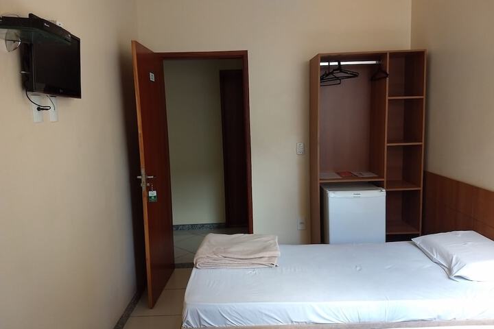 Room 7 of 17
