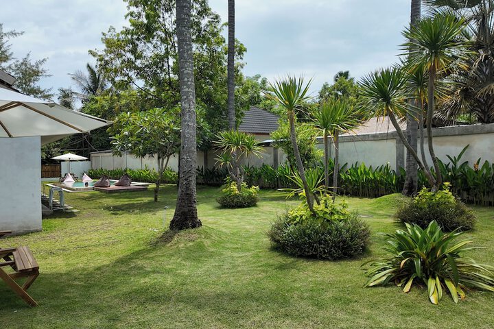 Property Grounds 6 of 7
