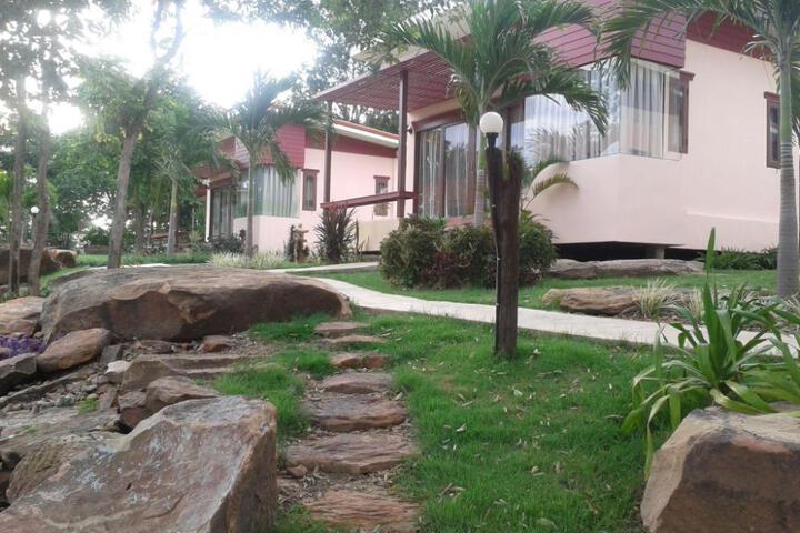 Raisubsomboon Resort