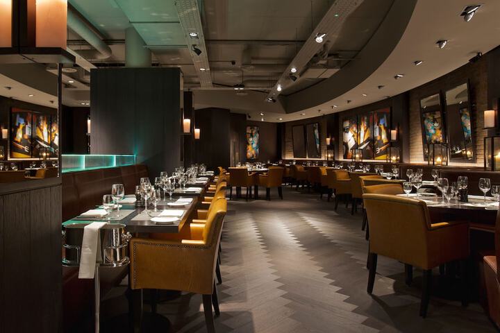 Dining 44 of 55