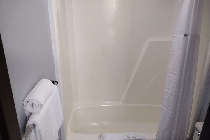 2 Queen Beds (9 of 28)