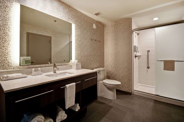 Bathroom shower