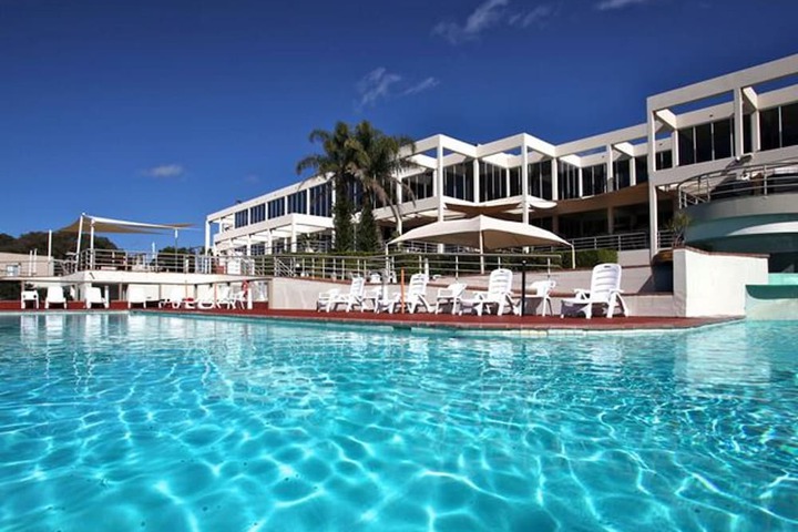 Pool 77 of 127