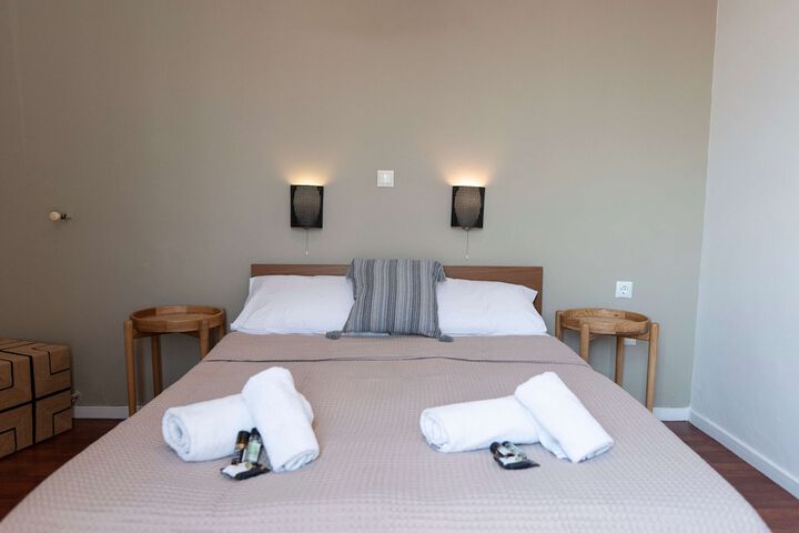 Room 17 of 74
