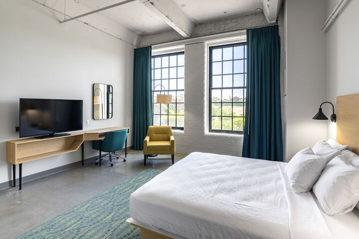 1 King Bed with Sofa Bed (8 of 11)
