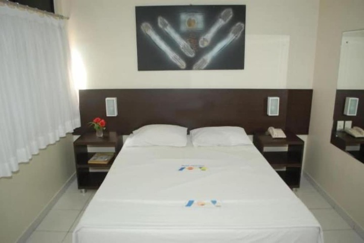 Room 8 of 31