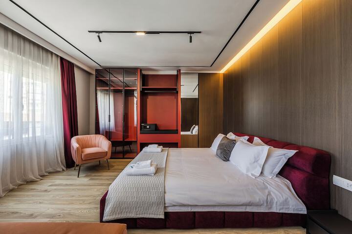 Room 89 of 171