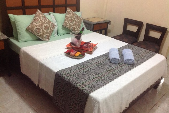 Room 6 of 51