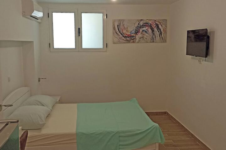 Room 38 of 117