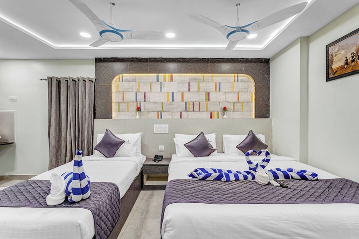 Room 10 of 38
