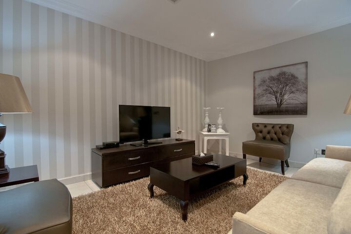 Room 18 of 37