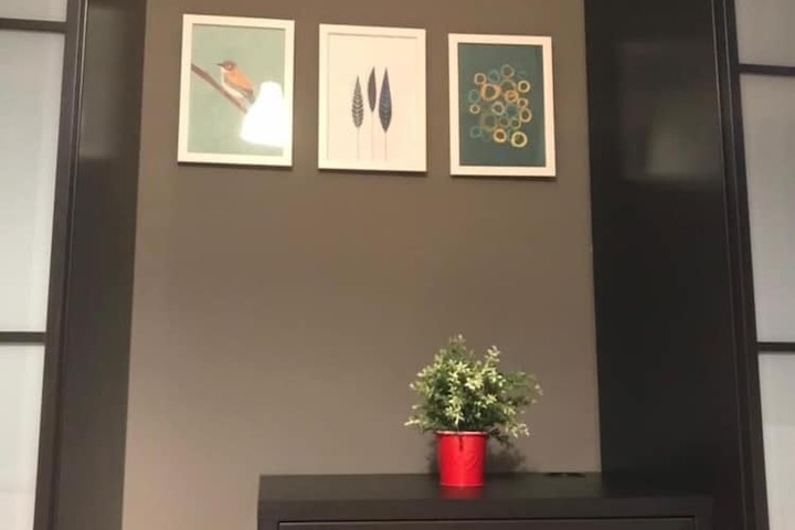 Room 9 of 25