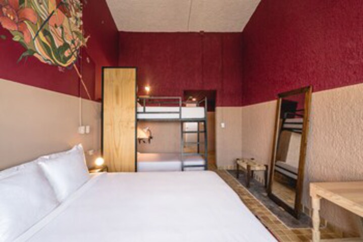 Room 9 of 88