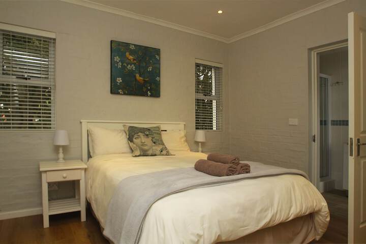 Room 4 of 138