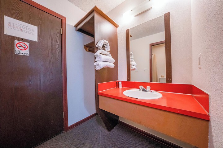 Room 38 of 52