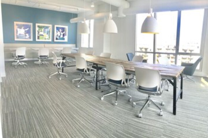Business Center 13 of 53