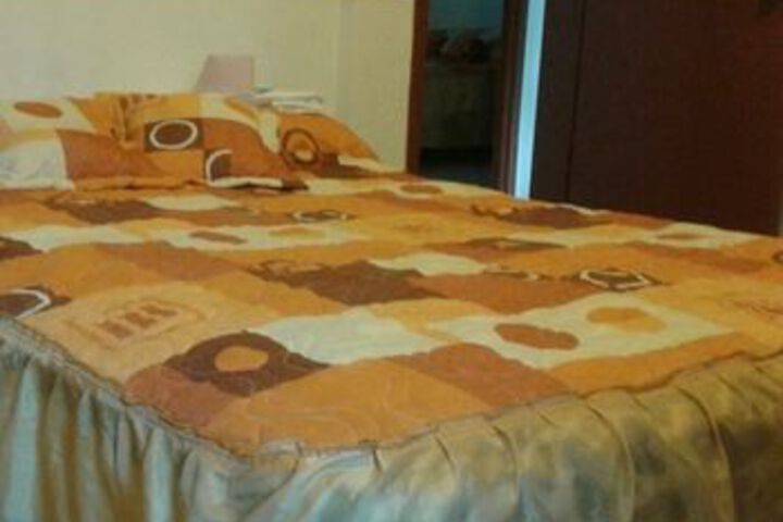 Room 13 of 27