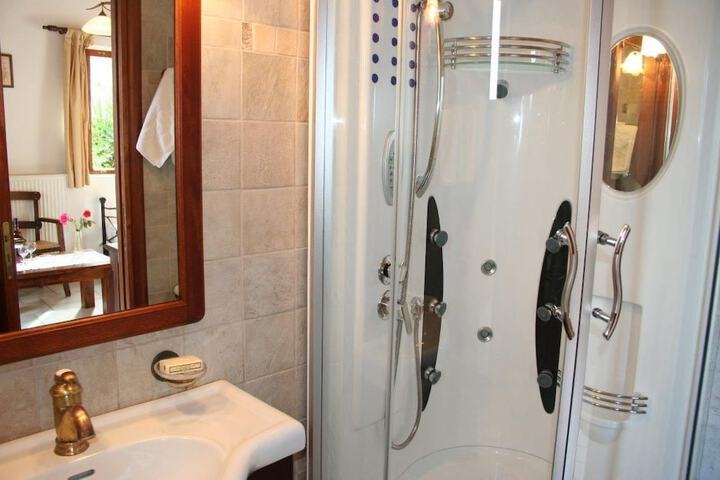 Bathroom Interior Photo