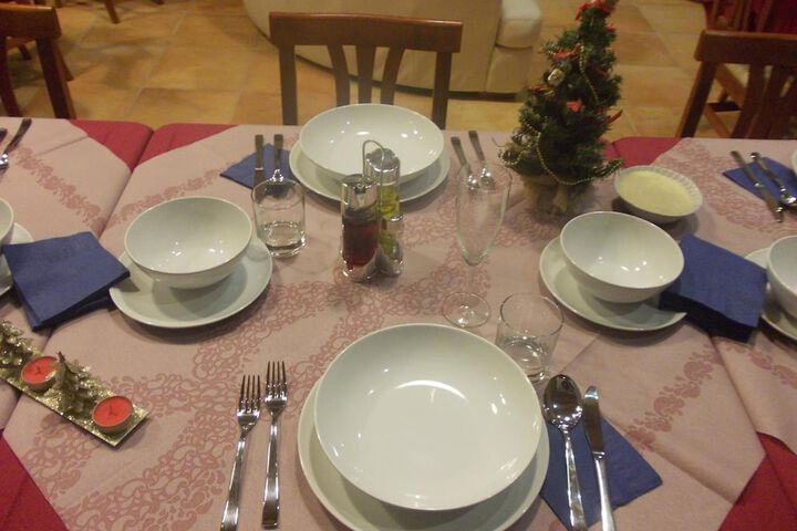 Dining 24 of 53