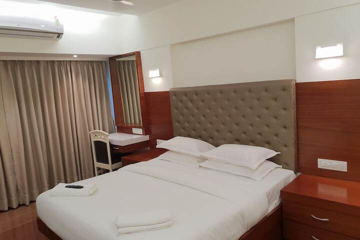 Room 31 of 97