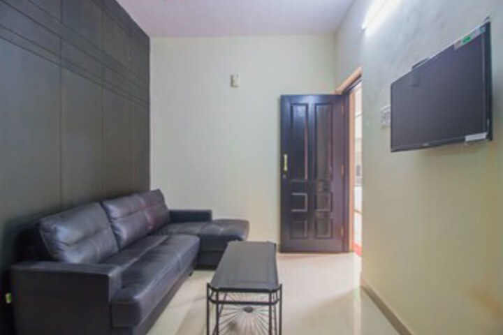 Room 10 of 26