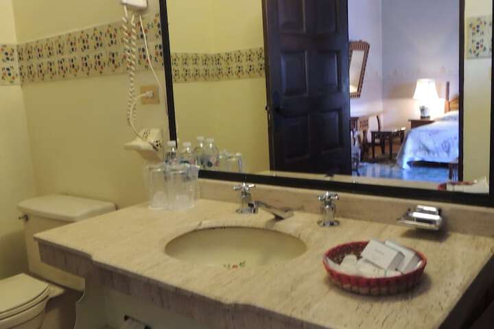 Room 16 of 45