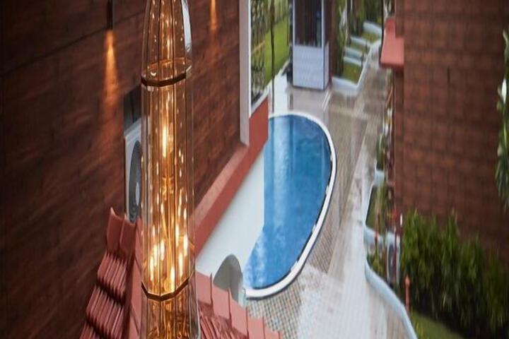 Hotel 5 of 125