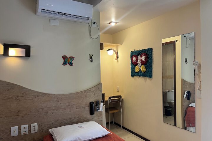 Room 46 of 80