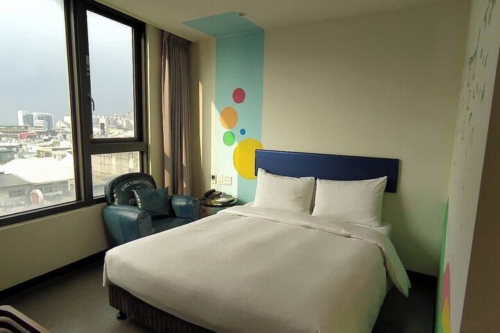 Room 41 of 68