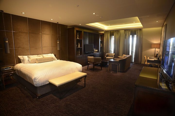 Room 17 of 73