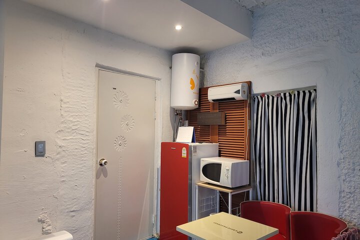 Room 27 of 131
