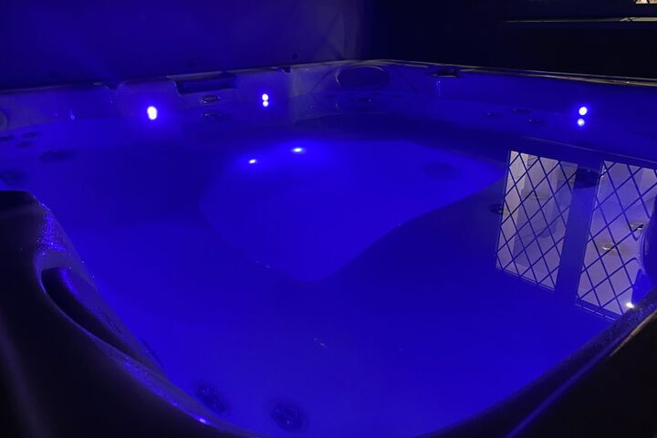 Pool 85 of 124