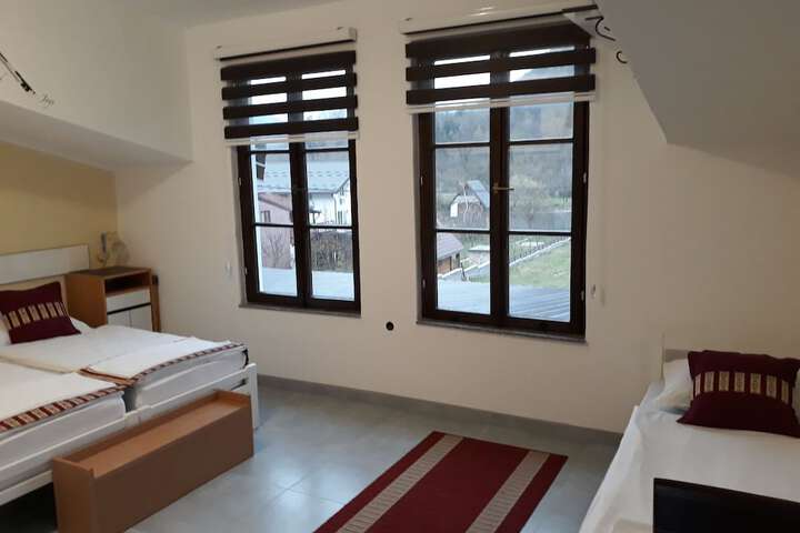 Room 13 of 14