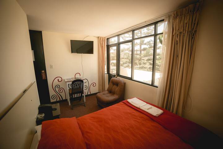 Room 22 of 64