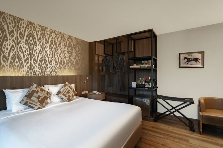 Room 5 of 59