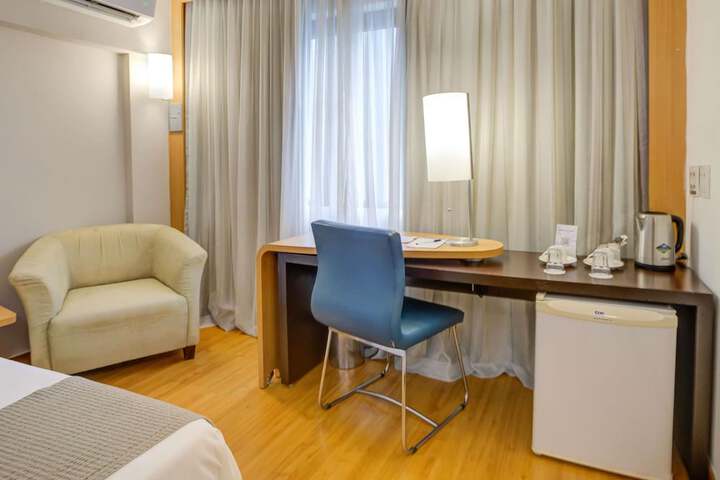 Room 46 of 150