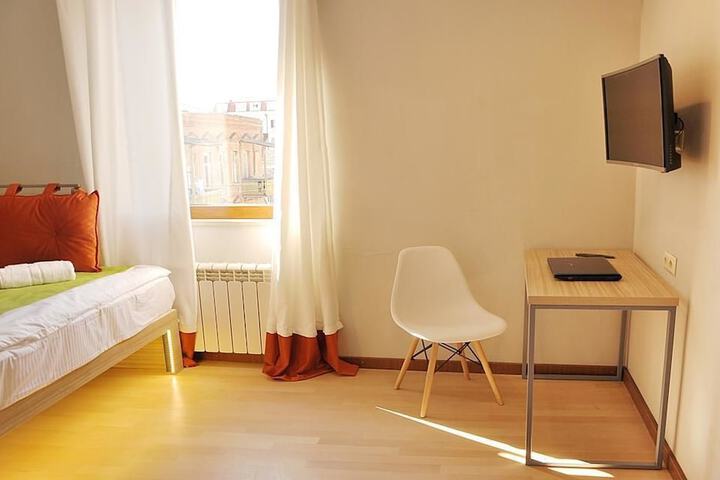 Room 3 of 36