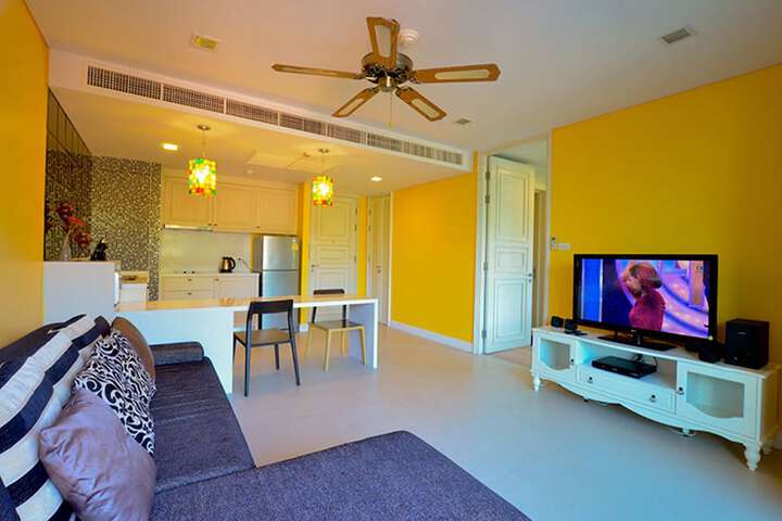 Room 15 of 23