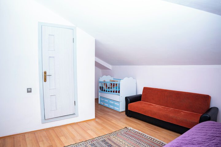 Room 68 of 113